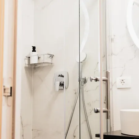 Hercules Strict City Centre Studio Superior