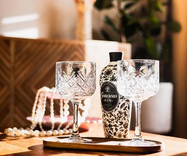 Hercules Strict City Centre Studio Superior